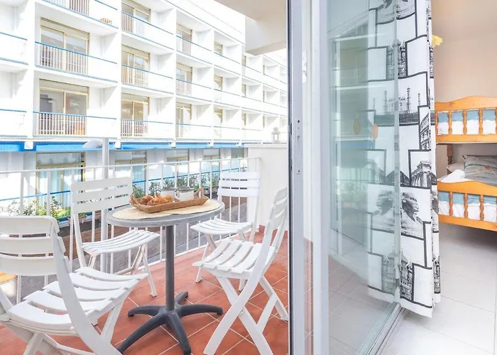 Luminoso En A Un Paso De La Playa *